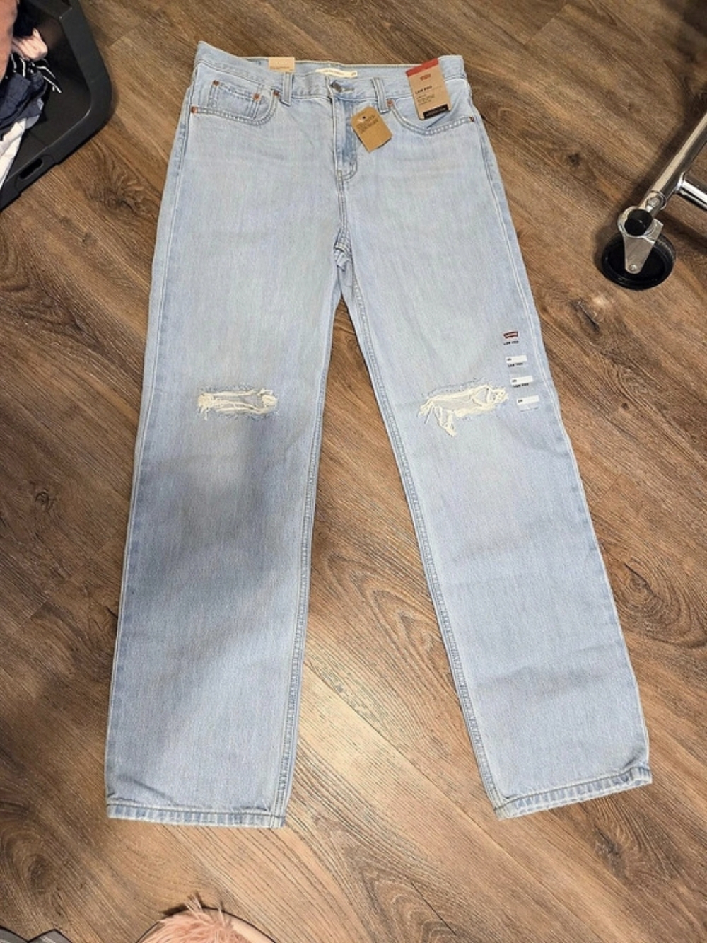 Levi's Low Pro Straight Leg Jeans in Blue Waist 29 NWT